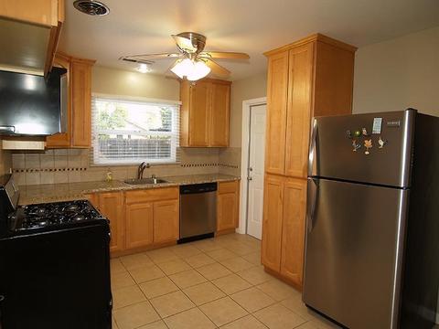 1704 Opal Ave, Modesto, CA 95350 photo 12