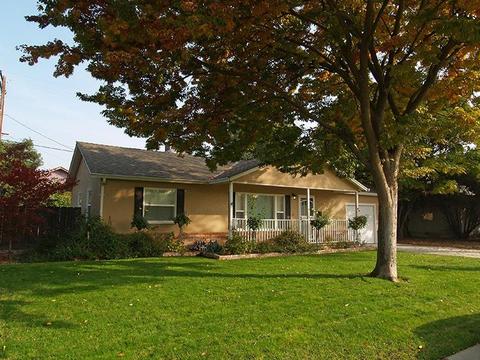 1704 Opal Ave, Modesto, CA 95350 photo 3