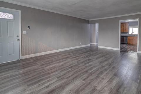 1639 3rd Ave, Olivehurst, CA 95961 photo 5