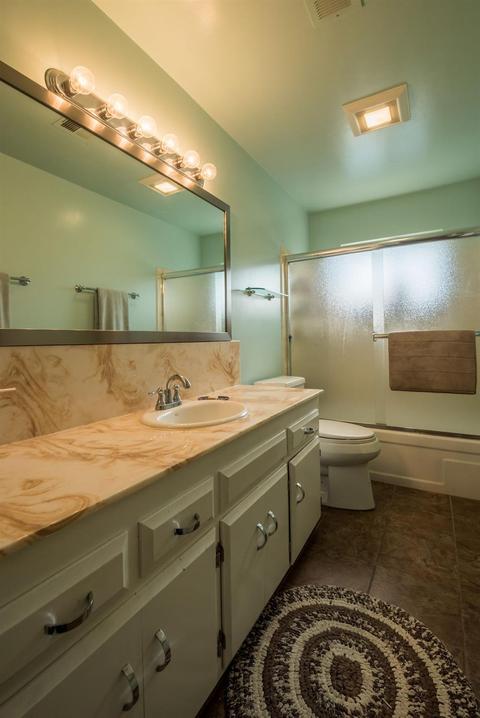 630 Penn Ave, Turlock, CA 95382 photo 18