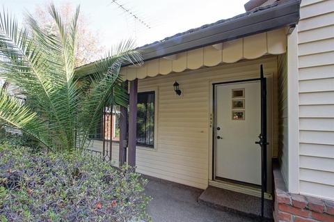 2836 California Ave, Carmichael, CA 95608 photo 3