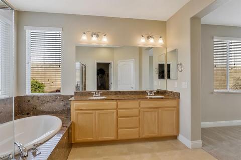 651 Monte Casa St, Manteca, CA 95337 photo 12