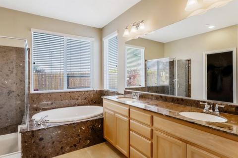 651 Monte Casa St, Manteca, CA 95337 photo 11