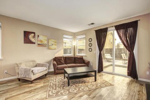 1738 Skinner Ave, Olivehurst, CA 95961 photo 4
