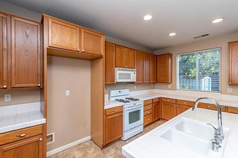 910 Devonshire Ln, Lincoln, CA 95648 photo 14