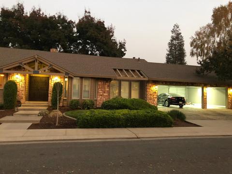 1004 Chardonnay Way, Modesto, CA 95351 photo 2