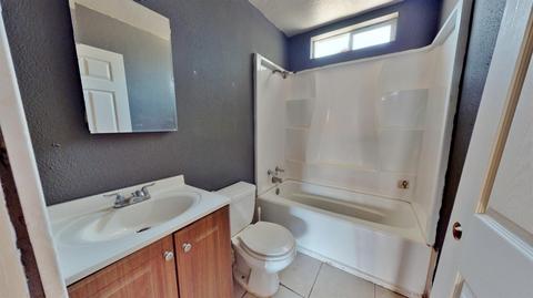 311 Pine St, Modesto, CA 95351 photo 8