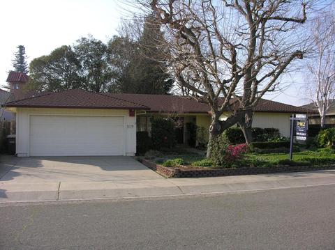 809 Wightman Dr, Lodi, CA 95242 photo 2