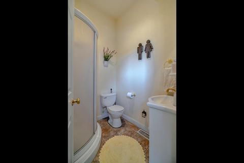 6819 Beech Ave, Orangevale, CA 95662 photo 23