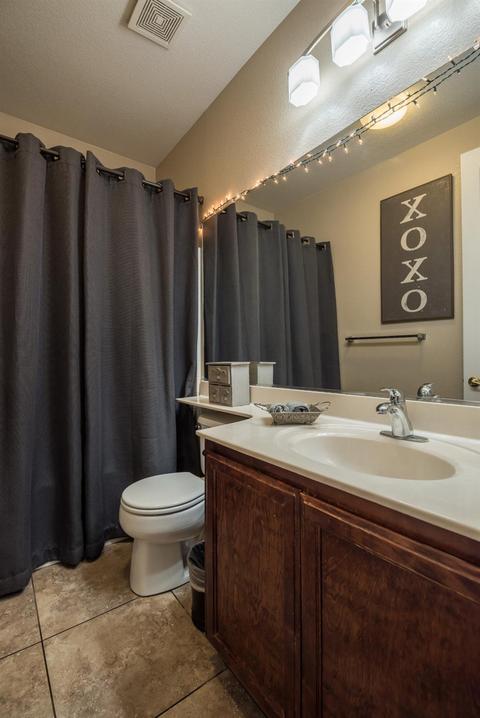 3700 Amestoy Ct, Modesto, CA 95355 photo 14