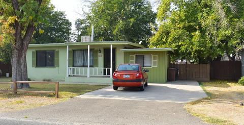 2175 Meadowbrook Ave, Merced, CA 95348 photo 2