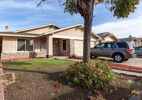 4113 Goldust Dr, Modesto, CA 95355 photo 2