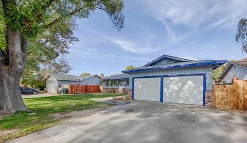 1917 E Orangeburg Ave, Modesto, CA 95355 photo 3