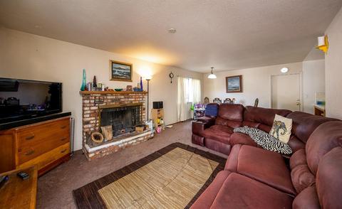 1917 E Orangeburg Ave, Modesto, CA 95355 photo 9