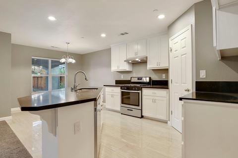 744 Empire Ave, Modesto, CA 95354 photo 5
