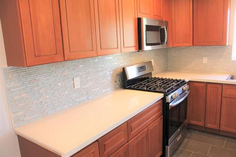 1100 Barberry Ln, Modesto, CA 95351 photo 4