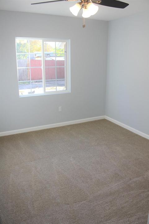 1100 Barberry Ln, Modesto, CA 95351 photo 15