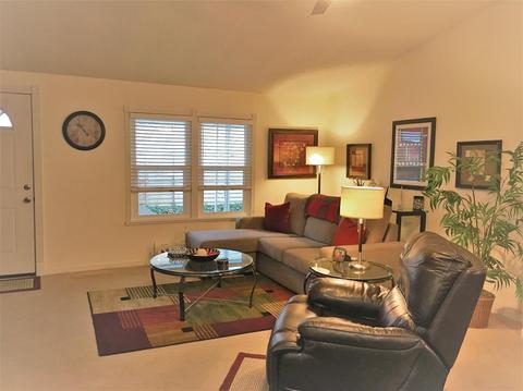 4304 Raiders Way, Modesto, CA 95355 photo 2