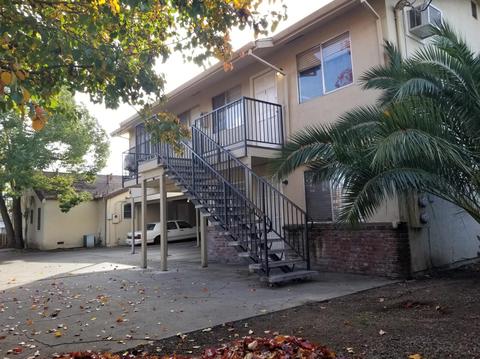 241 Watson St, Lodi, CA 95240 photo 2