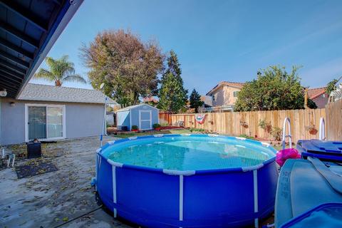 553 Agadoni Ct, Patterson, CA 95363 photo 8