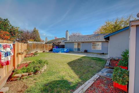 553 Agadoni Ct, Patterson, CA 95363 photo 9