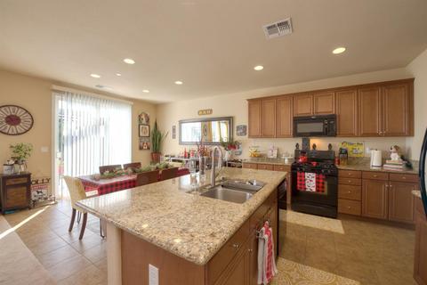1518 Daisy Dr, Patterson, CA 95363 photo 9