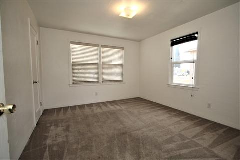 2057 Glendale Ave, Modesto, CA 95354 photo 8