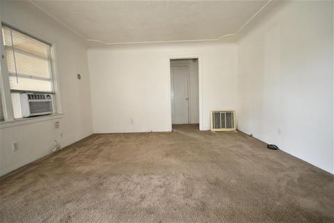 2057 Glendale Ave, Modesto, CA 95354 photo 3