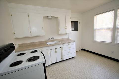 2057 Glendale Ave, Modesto, CA 95354 photo 4
