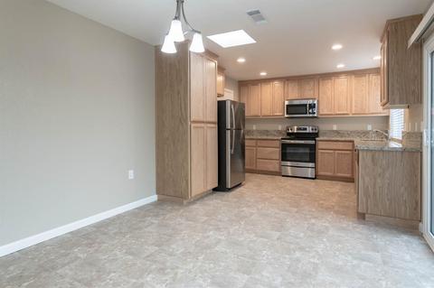 1909 Yellow Oak Dr, Modesto, CA 95354 photo 7