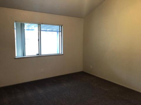 526 Steven Pl, Lathrop, CA 95330 photo 7