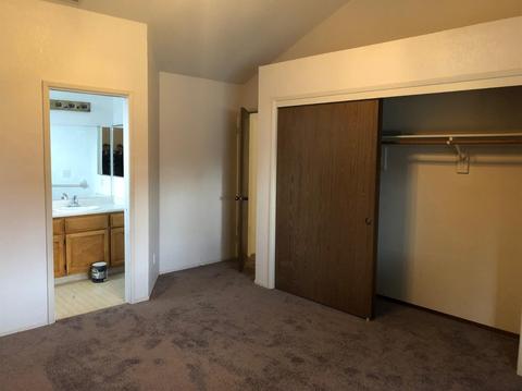 526 Steven Pl, Lathrop, CA 95330 photo 8
