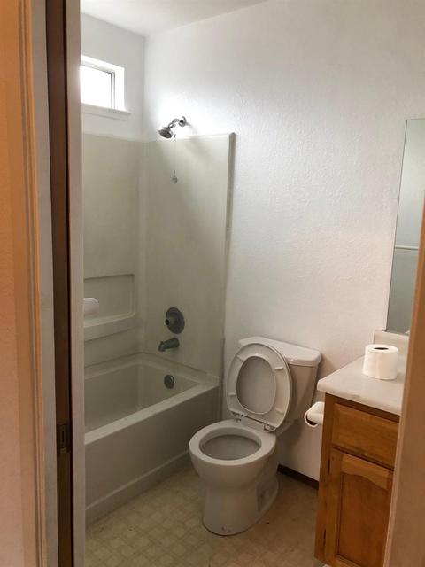 526 Steven Pl, Lathrop, CA 95330 photo 9