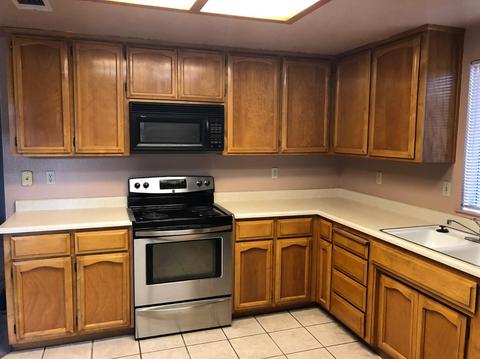 526 Steven Pl, Lathrop, CA 95330 photo 4