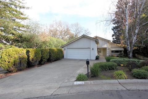 8212 Foxfire Dr, Orangevale, CA 95662 photo 1