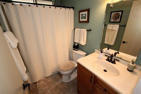 8212 Foxfire Dr, Orangevale, CA 95662 photo 24