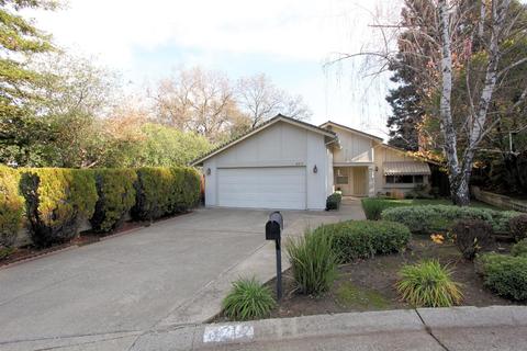 8212 Foxfire Dr, Orangevale, CA 95662 photo 6