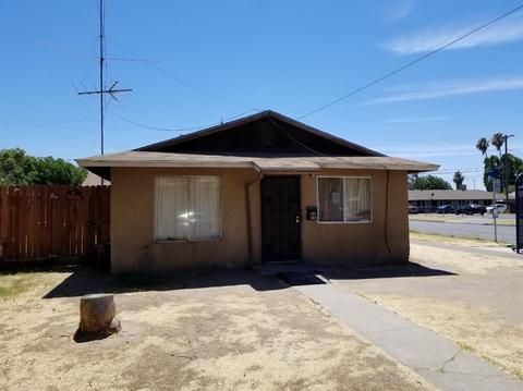 564 W 8th St, Merced, CA 95341 photo 1