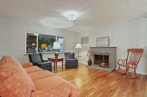 729 Palm Ave, Lodi, CA 95240 photo 2