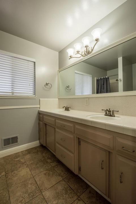 1116 Springfield Way, Modesto, CA 95355 photo 21