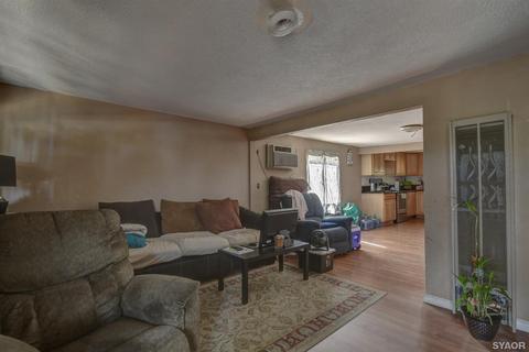 4910 Tulsa Ave, Olivehurst, CA 95961 photo 11