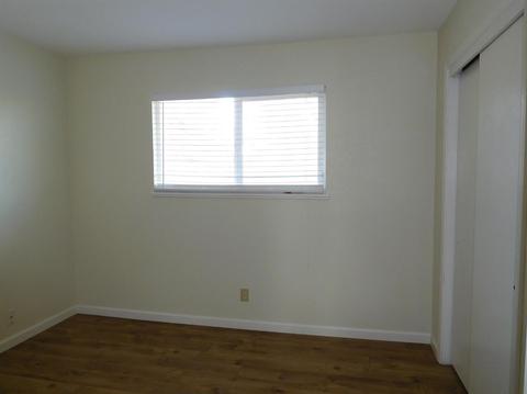 1613 Thorsen Ave, Modesto, CA 95355 photo 8