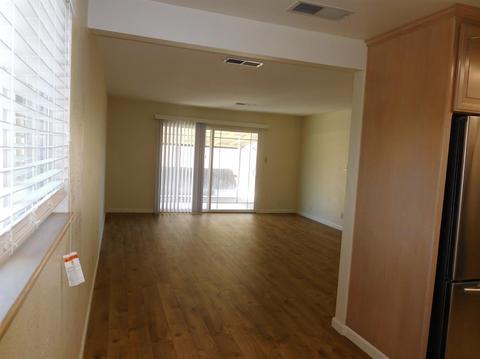 1613 Thorsen Ave, Modesto, CA 95355 photo 5