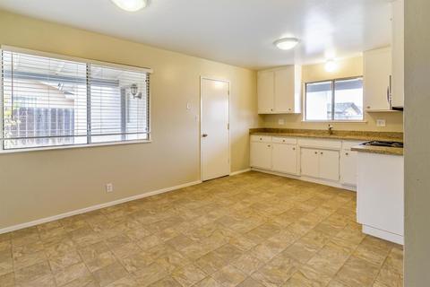 1335 Mitchell Ln, Manteca, CA 95336 photo 10