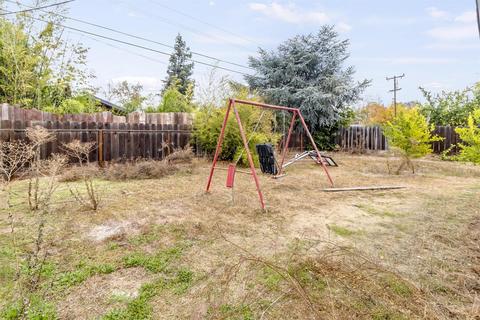 1335 Mitchell Ln, Manteca, CA 95336 photo 30