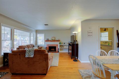 2004 Dora St, Modesto, CA 95354 photo 15