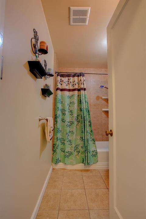 2004 Dora St, Modesto, CA 95354 photo 18