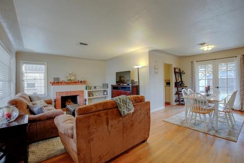 2004 Dora St, Modesto, CA 95354 photo 10