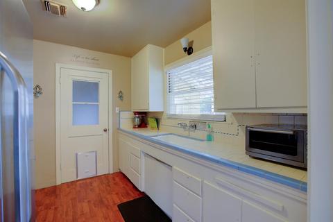 2004 Dora St, Modesto, CA 95354 photo 6