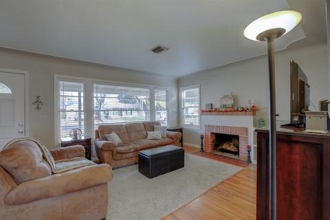 2004 Dora St, Modesto, CA 95354 photo 9